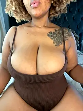 MILL204 online show from December 4, 2025, 4:44 am