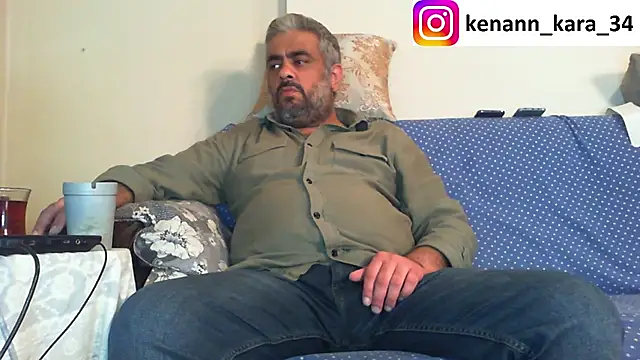 Snapshot of kenan_kara_85 chatting on October 7, 2025, 12:08 am kenan kara 85 online show from October 7, 2025, 12:08 am