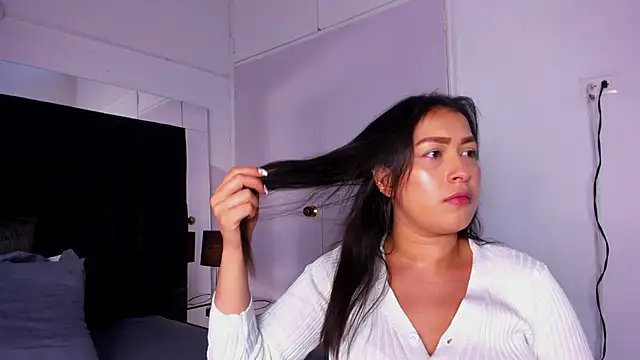 Snapshot of Miaa_Garcia chatting on February 8, 2025, 8:42 pm Miaa Garcia online show from February 8, 2025, 8:42 pm