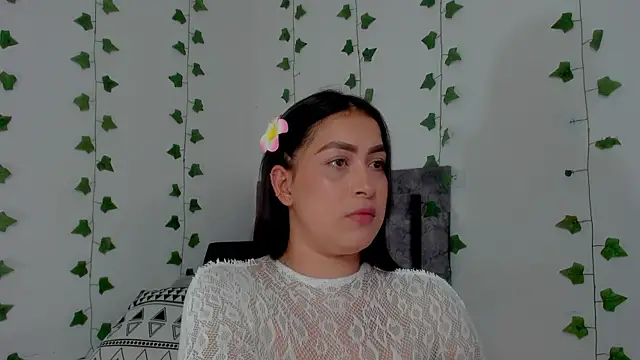 Snapshot of Miaa_Garcia chatting on May 7, 2026, 10:15 pm Miaa Garcia online show from May 7, 2026, 10:15 pm