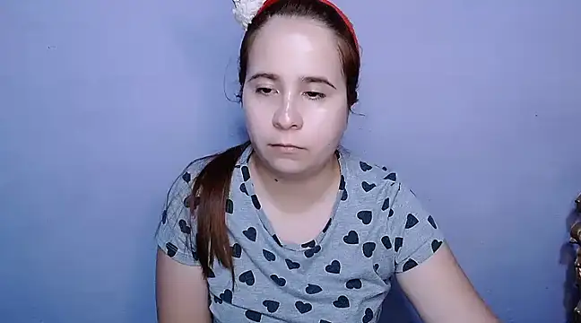 SubLayla01 online show from February 15, 2025, 5:39 pm