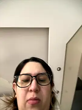 amooraaamoon online show from October 24, 2025, 12:34 pm