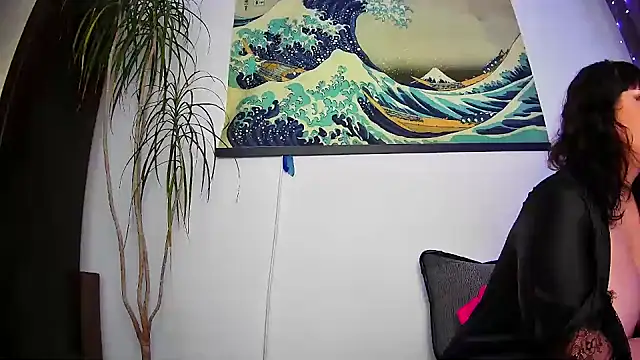 Snapshot of EmmaKrosss chatting on March 16, 2025, 9:05 am EmmaKrosss online show from March 16, 2025, 9:05 am