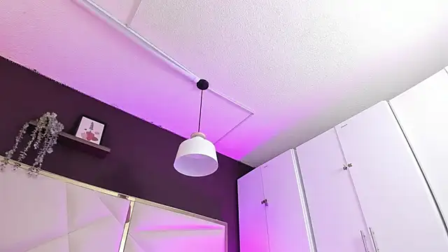 April bowie online show from April 30, 2026, 11:38 am