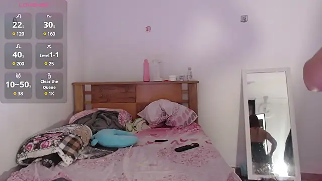  Camilla Castellar online show from February 15, 2025, 9:26 pm