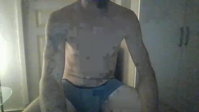 Snapshot of vinzz49 chatting on September 11, 2025, 4:01 am vinzz49 online show from September 11, 2025, 4:01 am