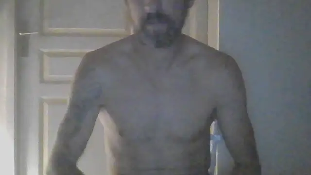 Snapshot of vinzz49 chatting on September 14, 2025, 4:22 am vinzz49 online show from September 14, 2025, 4:22 am