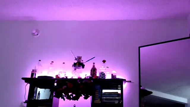 Hellen dumont online show from February 13, 2026, 11:45 pm