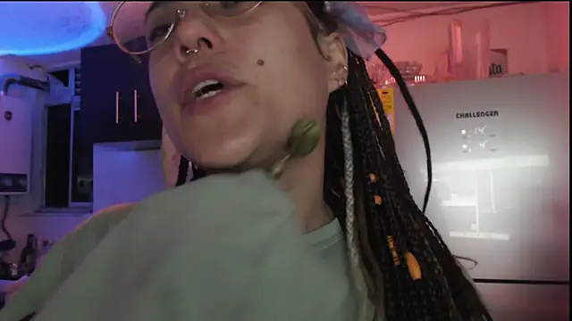 Hellen dumont online show from July 5, 2026, 2:51 am