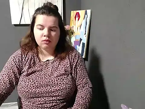 so shy online show from March 18, 2025, 7:08 am