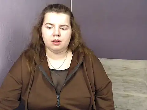 so shy online show from September 18, 2025, 6:48 am