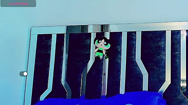 honey skin online show from September 11, 2025, 3:34 pm