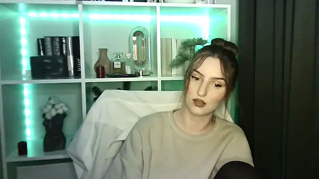 X Alisa online show from January 16, 2026, 7:29 pm