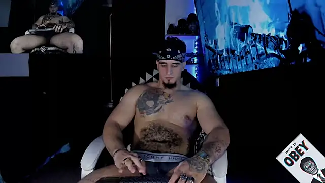 kingbear777 online show from February 9, 2025, 2:17 am