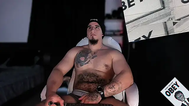 kingbear777 online show from March 17, 2025, 10:06 pm