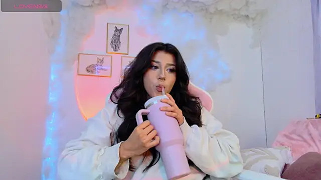 Ag4ta  online show from February 7, 2025, 12:09 am