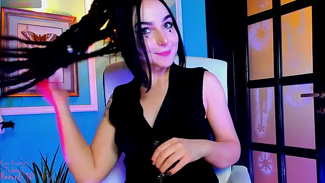 Snapshot of 1Munique chatting on February 8, 2025, 1:54 pm 1Munique online show from February 8, 2025, 1:54 pm