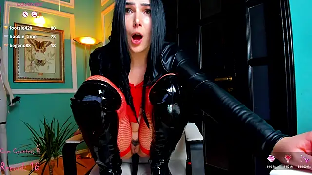 Snapshot of 1Munique chatting on February 14, 2025, 5:25 pm 1Munique online show from February 14, 2025, 5:25 pm