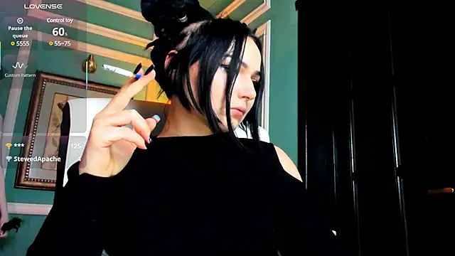 Snapshot of 1Munique chatting on February 23, 2025, 8:22 pm 1Munique online show from February 23, 2025, 8:22 pm