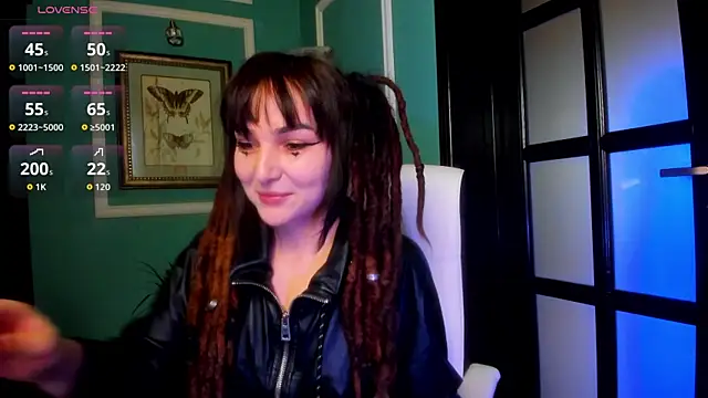 Snapshot of 1Munique chatting on November 17, 2025, 10:43 am 1Munique online show from November 17, 2025, 10:43 am