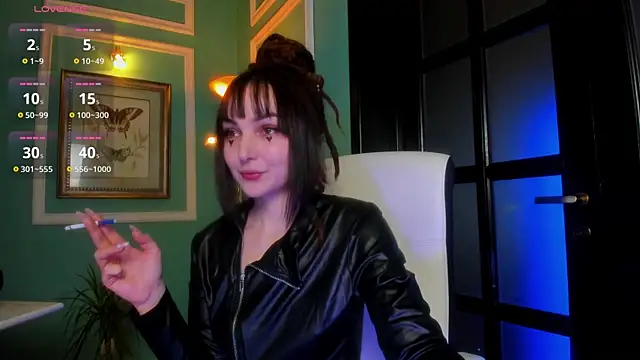 Snapshot of 1Munique chatting on December 5, 2025, 12:14 pm 1Munique online show from December 5, 2025, 12:14 pm