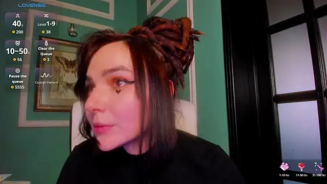 Snapshot of 1Munique chatting on January 19, 2026, 2:21 pm 1Munique online show from January 19, 2026, 2:21 pm