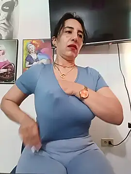 Snapshot of christine-x chatting on July 6, 2026, 1:19 pm christine-x online show from July 6, 2026, 1:19 pm