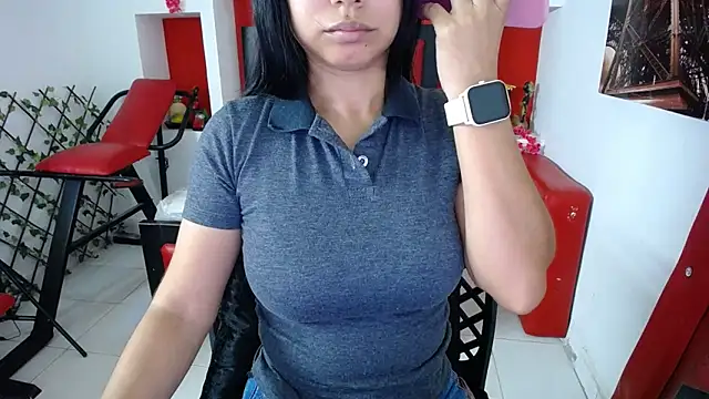 Snapshot of Letty_Plugxo chatting on September 19, 2025, 12:17 pm Letty Plugxo online show from September 19, 2025, 12:17 pm