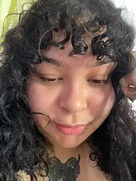 Kimberliprivv online show from June 12, 2026, 4:28 pm