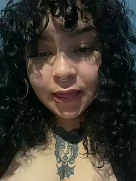 Kimberliprivv online show from June 14, 2026, 4:20 pm