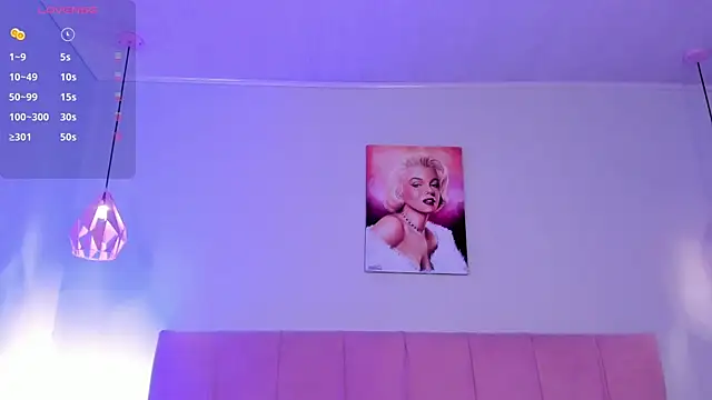 ScarletGV online show from November 4, 2025, 4:55 am