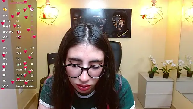 Snapshot of LenaRoses chatting on January 11, 2025, 9:36 pm LenaRoses online show from January 11, 2025, 9:36 pm