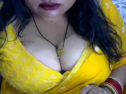 Snapshot of dramebaz_queen chatting on April 10, 2026, 7:29 pm dramebaz queen online show from April 10, 2026, 7:29 pm