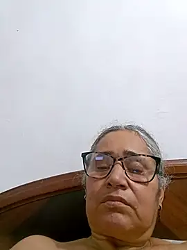  candi online show from February 24, 2026, 2:53 am