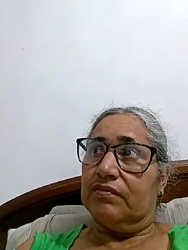 Snapshot of _candi chatting on May 5, 2026, 4:31 am candi online show from May 5, 2026, 4:31 am