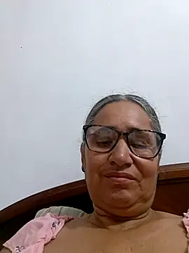 Snapshot of _candi chatting on May 12, 2026, 10:34 am candi online show from May 12, 2026, 10:34 am