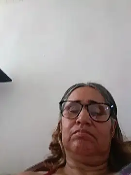 Snapshot of _candi chatting on May 25, 2026, 3:51 pm candi online show from May 25, 2026, 3:51 pm