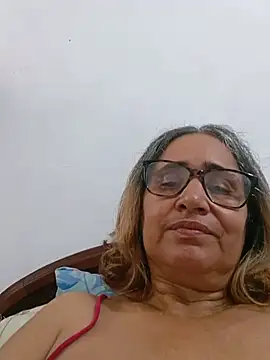 Snapshot of _candi chatting on May 30, 2026, 1:30 pm candi online show from May 30, 2026, 1:30 pm