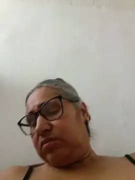 Snapshot of _candi chatting on May 31, 2026, 3:08 pm candi online show from May 31, 2026, 3:08 pm