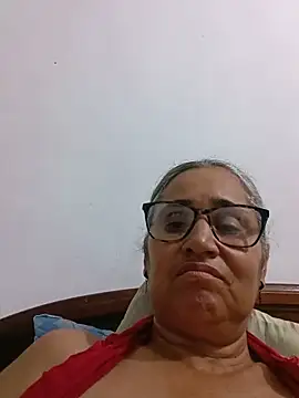 Snapshot of _candi chatting on June 3, 2026, 12:02 am candi online show from June 3, 2026, 12:02 am