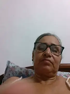 Snapshot of _candi chatting on June 4, 2026, 11:44 pm candi online show from June 4, 2026, 11:44 pm