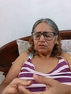 Snapshot of _candi chatting on June 10, 2026, 2:49 pm candi online show from June 10, 2026, 2:49 pm