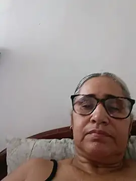 Snapshot of _candi chatting on June 14, 2026, 8:11 pm candi online show from June 14, 2026, 8:11 pm
