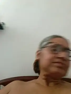 Snapshot of _candi chatting on July 6, 2026, 3:03 pm candi online show from July 6, 2026, 3:03 pm