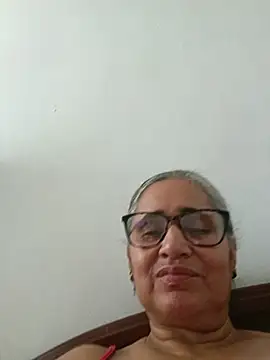 Snapshot of _candi chatting on July 9, 2026, 6:23 pm candi online show from July 9, 2026, 6:23 pm