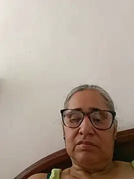 Snapshot of _candi chatting on July 23, 2026, 5:44 pm candi online show from July 23, 2026, 5:44 pm