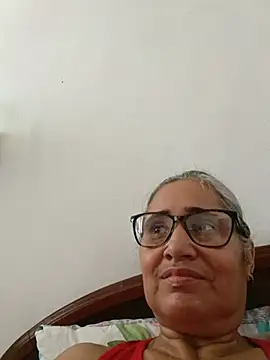 Snapshot of _candi chatting on August 1, 2026, 1:21 pm candi online show from August 1, 2026, 1:21 pm