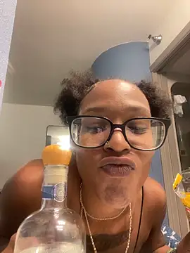 Snapshot of slimerlla chatting on November 6, 2025, 11:59 pm slimerlla online show from November 6, 2025, 11:59 pm