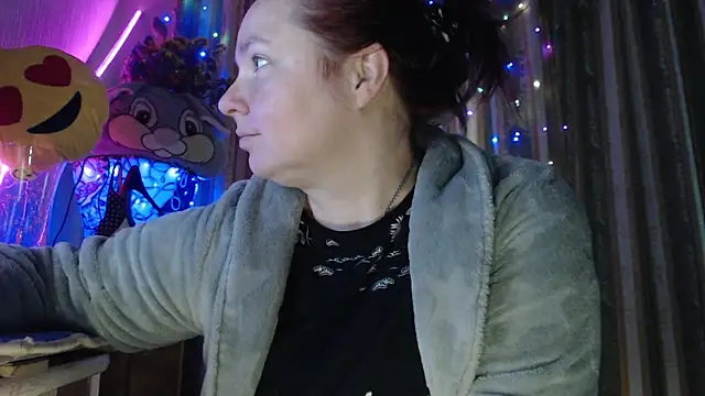 Snapshot of amorelara chatting on May 8, 2026, 8:52 am amorelara online show from May 8, 2026, 8:52 am