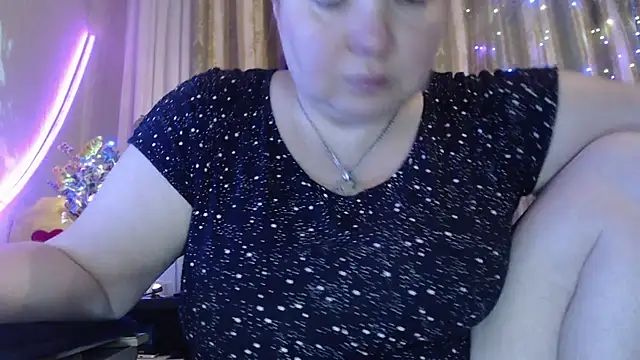 Snapshot of amorelara chatting on July 5, 2026, 8:54 am amorelara online show from July 5, 2026, 8:54 am